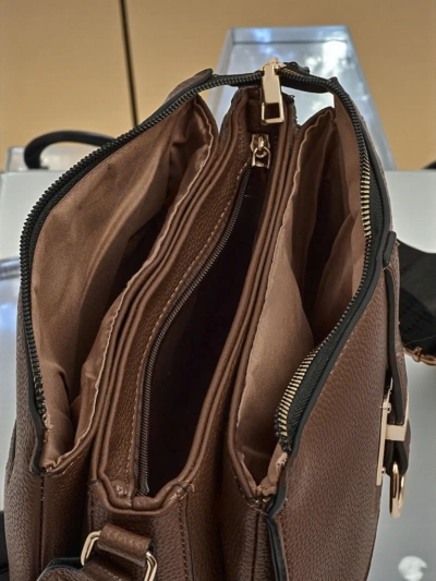 Geantă Venezia Elegante din Piele Ecologică de Culoare Maro Închis