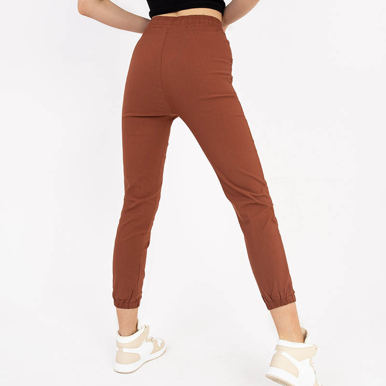 Pantaloni maro din stofa pentru dama - Imbracaminte