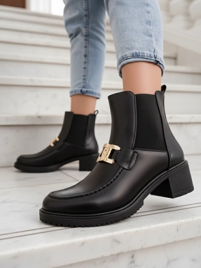 Bocanci pentru femei Royalfashion cu toc jos Ewios