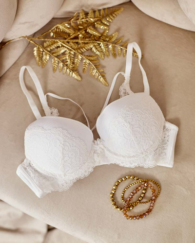 Royalfashion Sutien de damă decorat cu dantelă și bretele