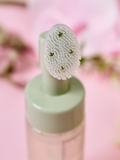 Luxelux Spumă de Curățare și Hidratare pentru Față cu Aloe 150 ml