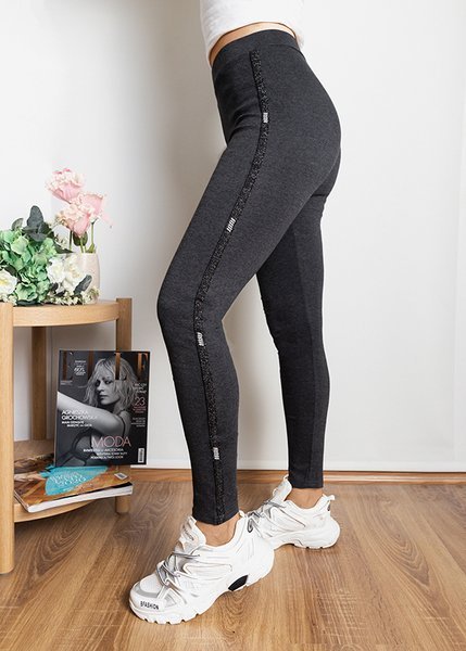 Jambiere gri închis pentru femei cu dungi - Îmbrăcăminte