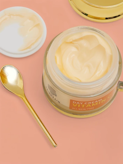 Luxelux cremă de zi cu vitamina C 50 g