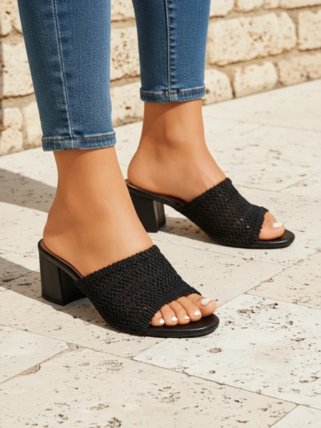 Royalfashion Damskie klapki na słupku Sole Bloom