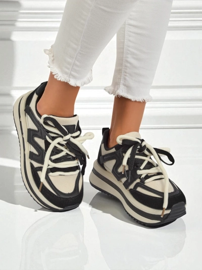 Sneakers platform Selene Nero fu eko-leder blaka gi uma