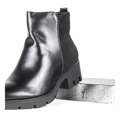 Cizme plate negre Aprilia - Încălțăminte