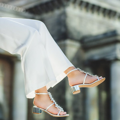 Srebrne sandały na płaskim obcasie Maritza - Obuwie