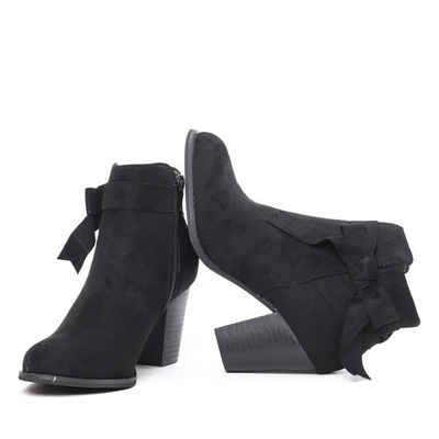 Czarne botki z eko zamszu Akane- Obuwie