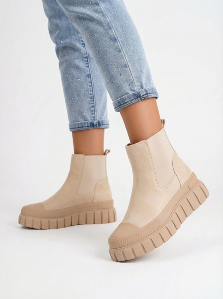 Cizmele scurte pentru femei de la Royalfashion Mietoo