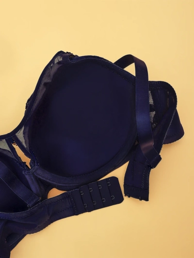 Sutien umplut Royalfashion pentru femei cu dantelă