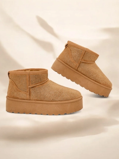 Royalfashion Cizme de zăpadă pentru femei Beige a'la UGGs Corob