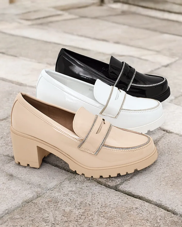 Loaferurile patentate pentru femei de la Royalfashion, model Befies