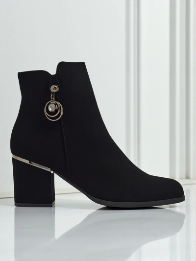 Botine de damă mate cu toc gros Vioi