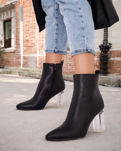 Royalfashion Cizme pentru femei pe un post Ovnese