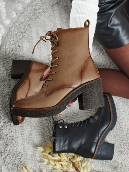 Botine de damă eco piele cu toc gros Zeltra