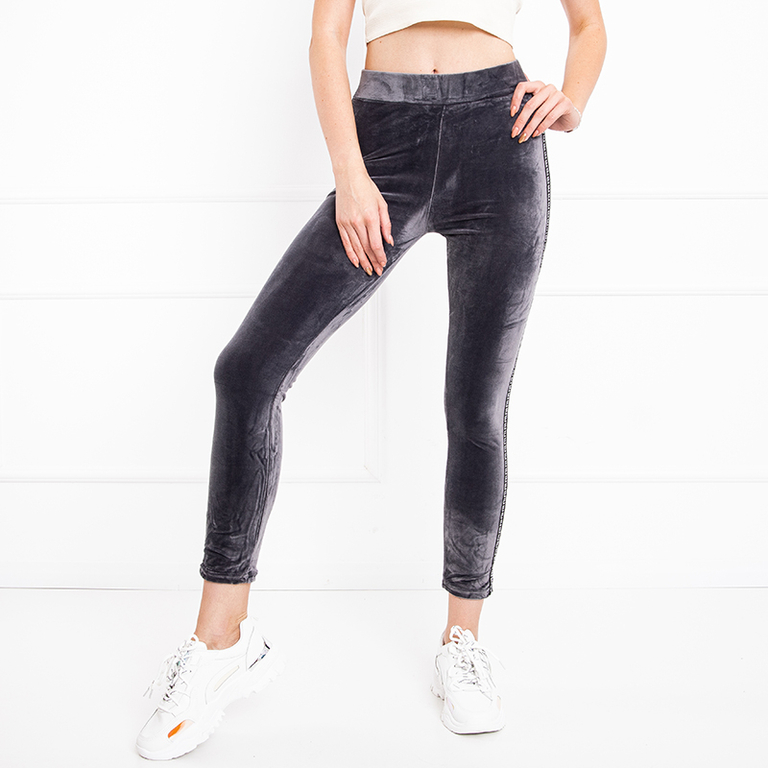 Jambiere de culoare gri închis pentru femei cu dungi - Îmbrăcăminte