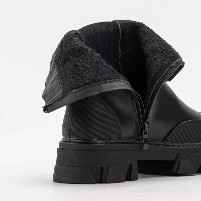 OUTLET Cizme negre de dama pe talpa masiva Rosidi - Incaltaminte