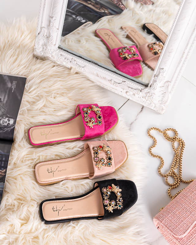 Papuci de damă din piele ecologică neagră cu cataramă aurie Komi- Încălțăminte