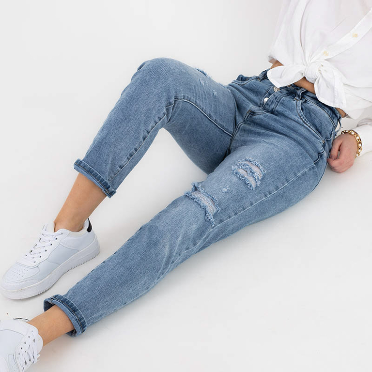 Blugi albaștri rupti pentru femei - Îmbrăcăminte