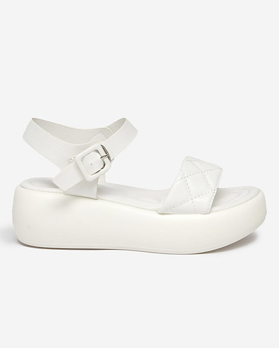 OUTLET Sandale de damă din piele ecologică cu pană matlasată în Baloui alb - Încălțăminte