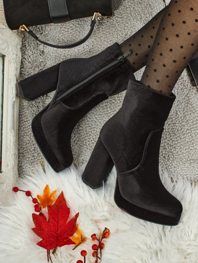 Botine de damă cu toc gros, tip velur Miss