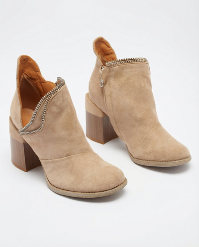 Cizme de damă maro deschis pe stâlp Mukis - Pantofi