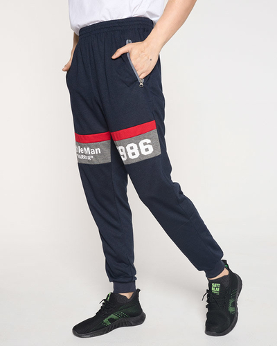 Pantaloni de trening pentru bărbați bleumarin cu inscripții - Îmbrăcăminte