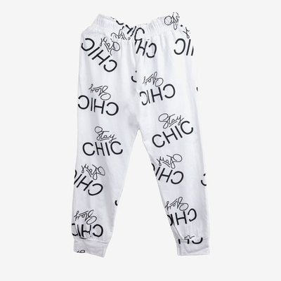 Biały komplet dresowy w czarne napisy - Odzież