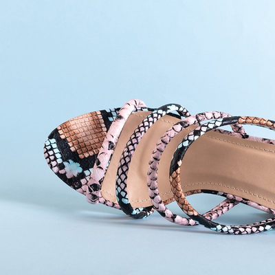 Papuci roz cu relief pe stâlpul superior Furlisa - Încălțăminte