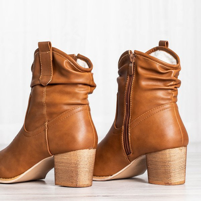 Ocieplane kowbojki w kolorze brązowym Vincenza - Obuwie