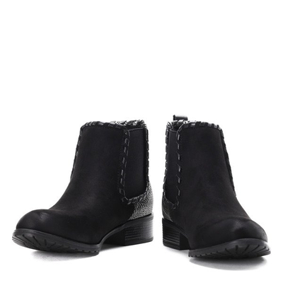 Czarne sztyblety ze zwierzęcym tłoczeniem Georgette  - Obuwie