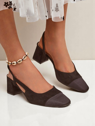 Royalfashion Zapatos de salón de tacón bajo con adorno en la puntera Eleganzo para mujer