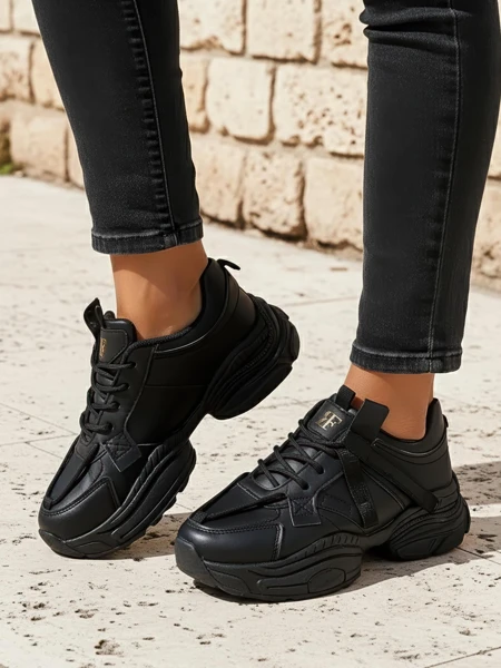 Royalfashion Sneakers sport pentru femei pe o talpă mai groasă Quensi