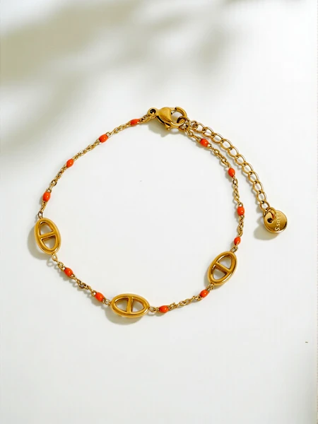 Aurelia Perseus - brățară elegantă placată cu aur cu motiv geometric