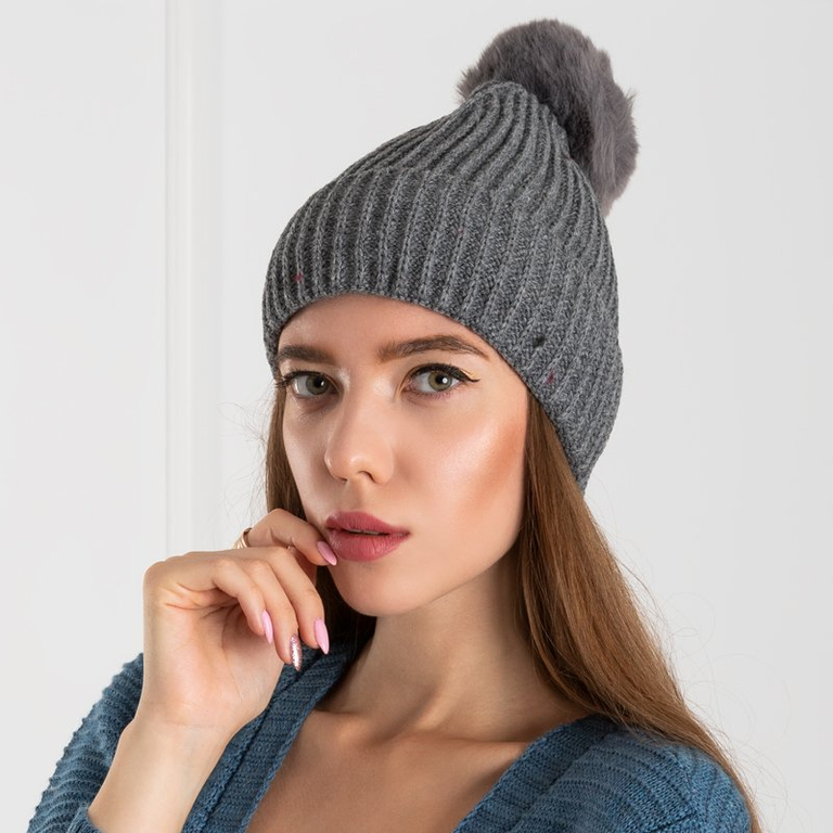 Pălărie pentru femei gri închis cu pompon - Accesorii