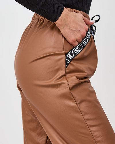 Royalfashion Pantaloni lejere pentru femei din piele ecologică, culoare camel
