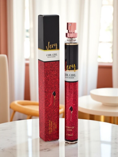 Aura Divina - Parfumuri de Damă Very Cool Girl Story of Love 30ml