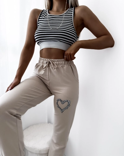 Pantaloni de trening bej de damă cu ornament de zirconiu- Îmbrăcăminte
