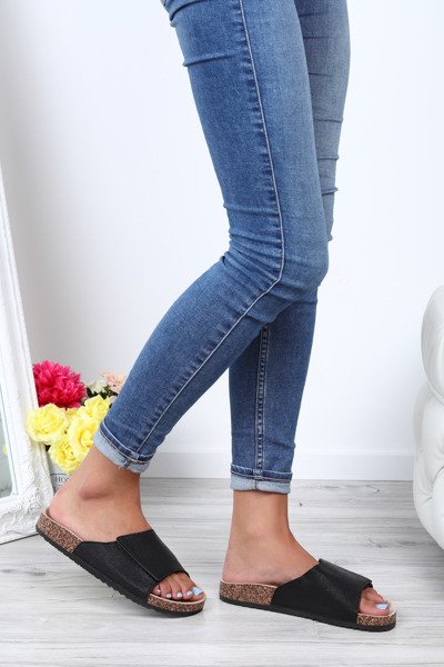 Czarne klapki na rzepy z eko skóry Lindsey- Obuwie