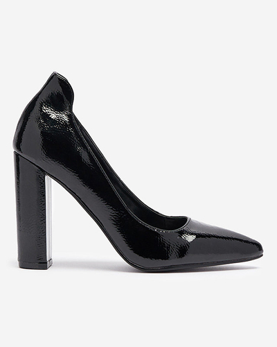 OUTLET Pantofi lăcuiți negri cu bot ascuțit Sovirta- Footwear