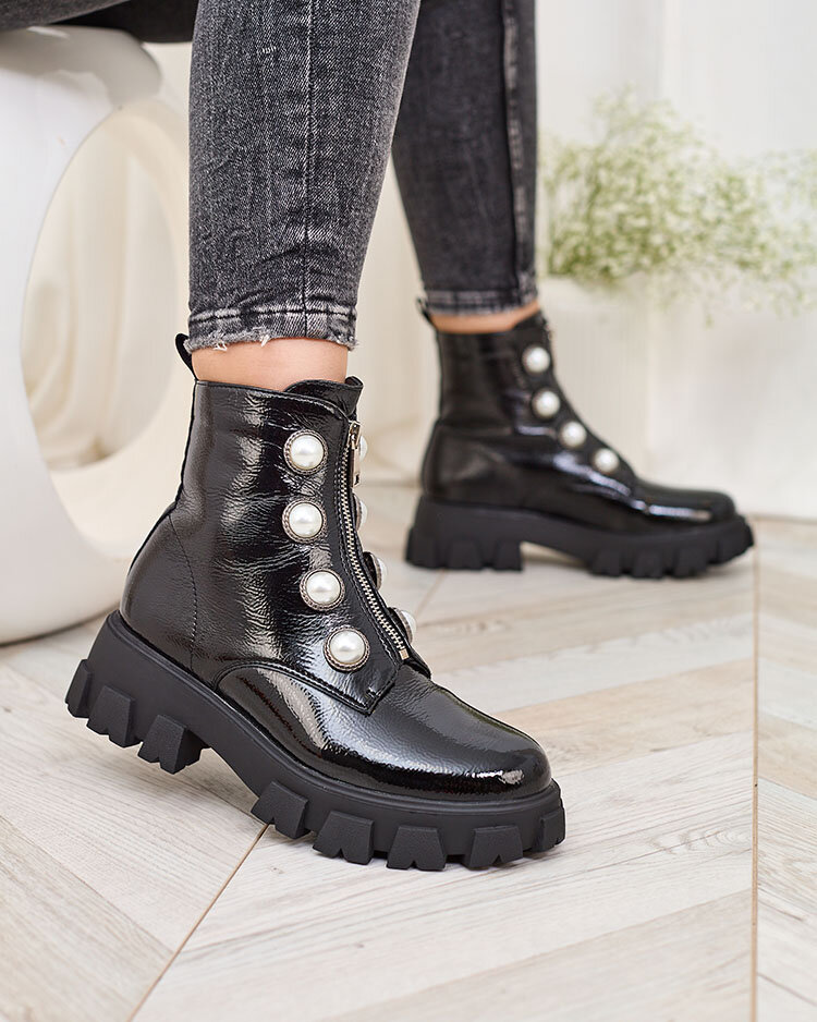 Royalfashion Cizme cu perle lăcuite pentru femei negre Asiciu