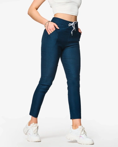 Pantaloni drepți de damă din stofă de culoare albastru marin PLUS SIZE- Îmbrăcăminte