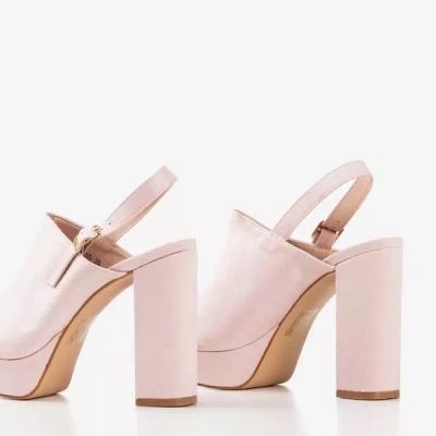 OUTLET Sandale din piele ecologică roz deschis pe un post superior Tripsi-Shoes