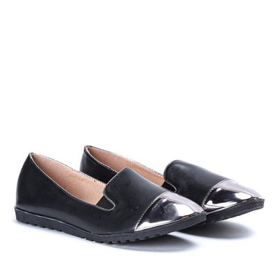 Czarne slip on z lakierowanym noskiem Jomelyn - Obuwie