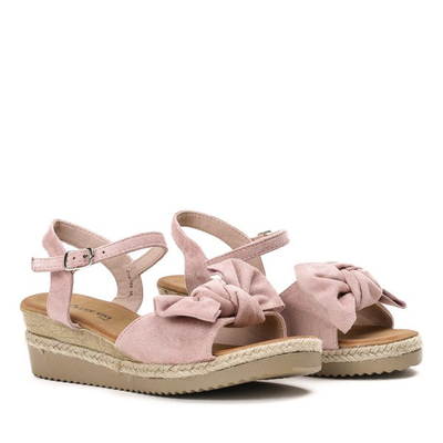 Różowe sandały z kokardką na niskiej koturnie Moca - Obuwie