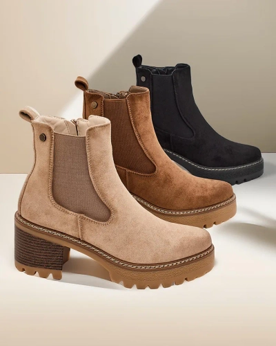 Bocanci pentru femei din eco-suede Royalfashion pe un suport Segori
