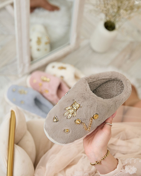 Royalfashion Papuci de blană pentru femei gri cu ornamente Erserra