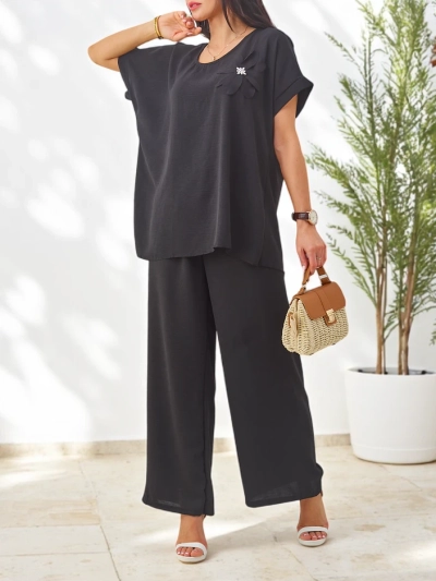 Royalfashion Set pentru femei cu mâneci scurte, floare decorativă și pantaloni largi