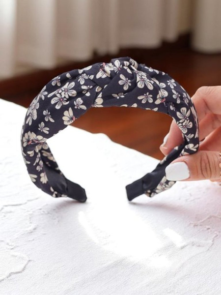 Royalfashion Bandă de păr cu model floral împletit Florinda