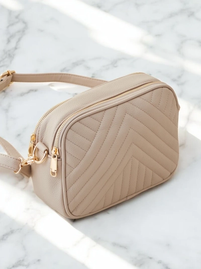 Royalfashion Geantă mică ovală pentru femei, din eco-piele quilted